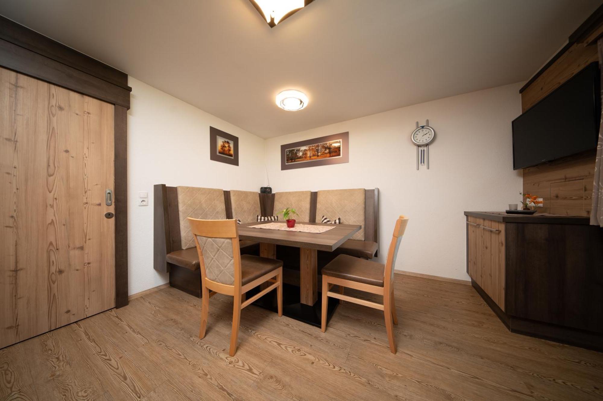Haus Alexander Lägenhet Längenfeld Exteriör bild