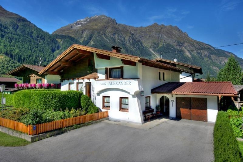Haus Alexander Lägenhet Längenfeld Exteriör bild